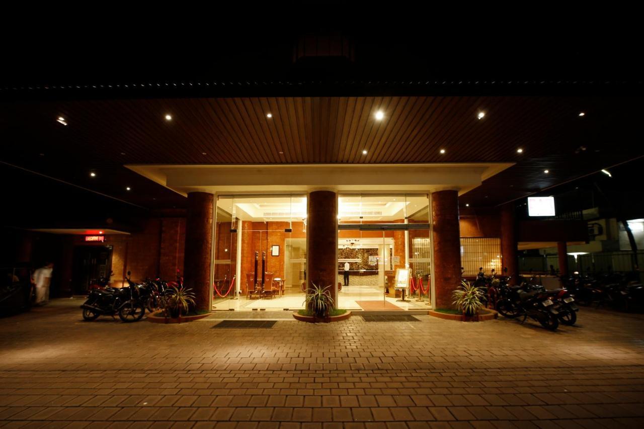 Hotel Park Residency Nilambūr Exterior foto