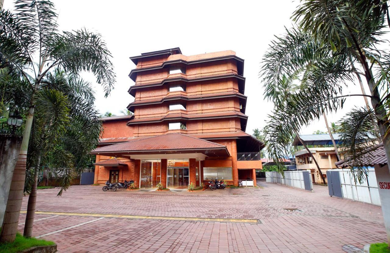 Hotel Park Residency Nilambūr Exterior foto